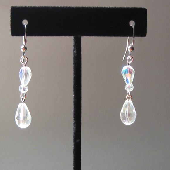 Silver and iridescent crystal earrings - Picture 7 of 7